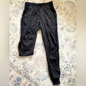 Size 6 Lulu Lemon Joggers